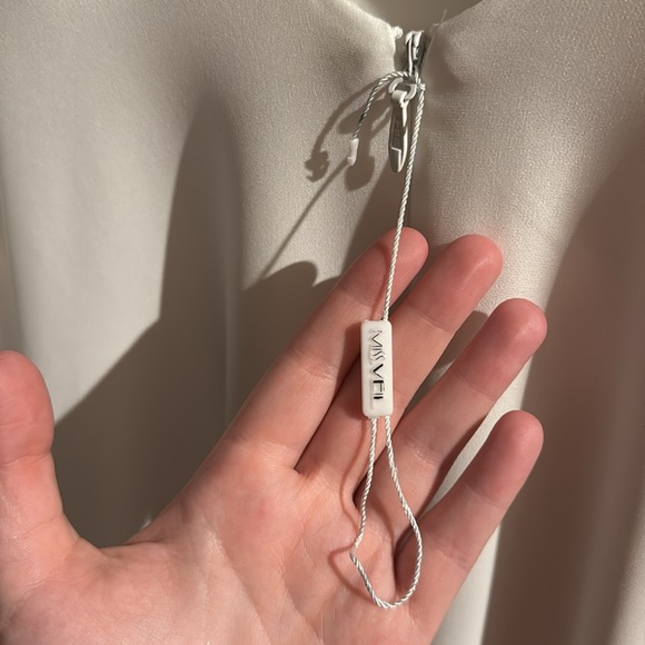 Wedding Dress - Miss Veil size 12 - Picture 7 of 7